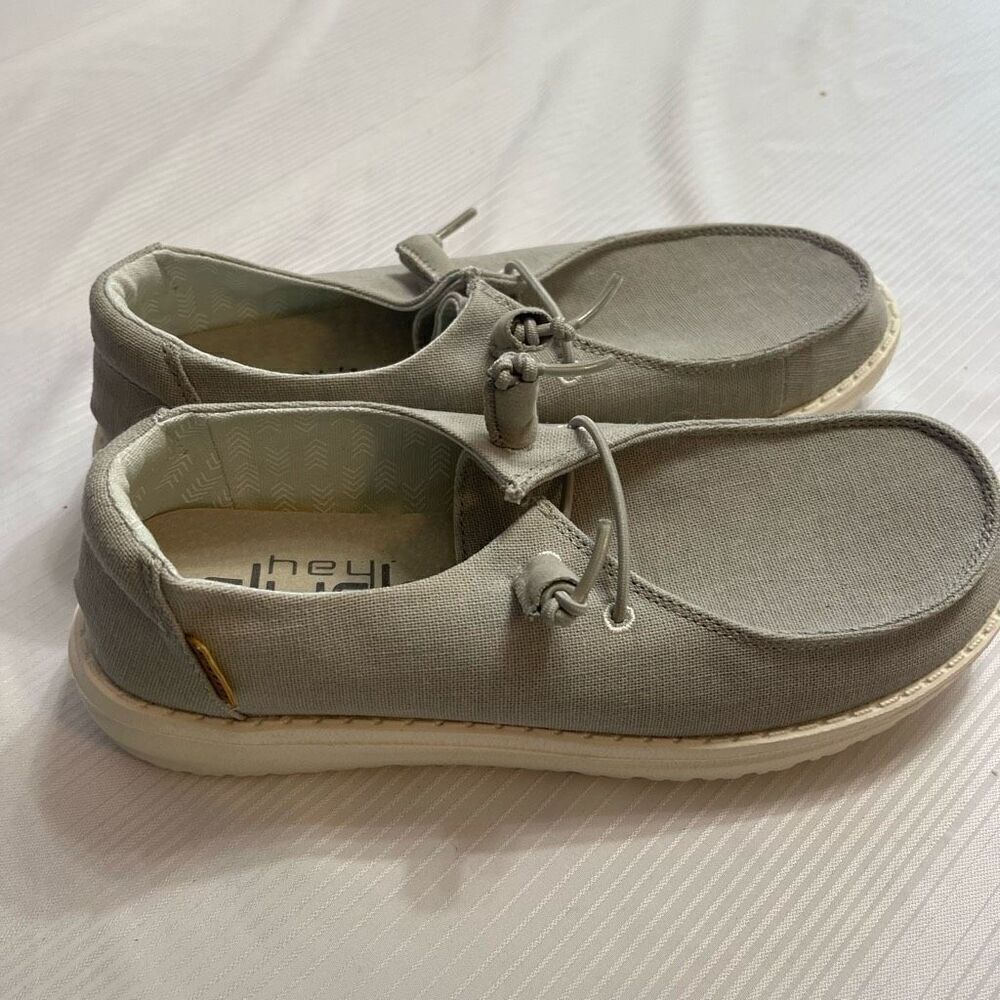 Hey Dude Wendy Chambray Light Grey Slip On Shoes Size 7